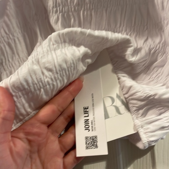 Zara - Ruffled Crop Top - Picture 8 of 9